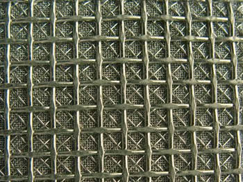 Sinter wire mesh with plain woven mesh as reinforcement layer